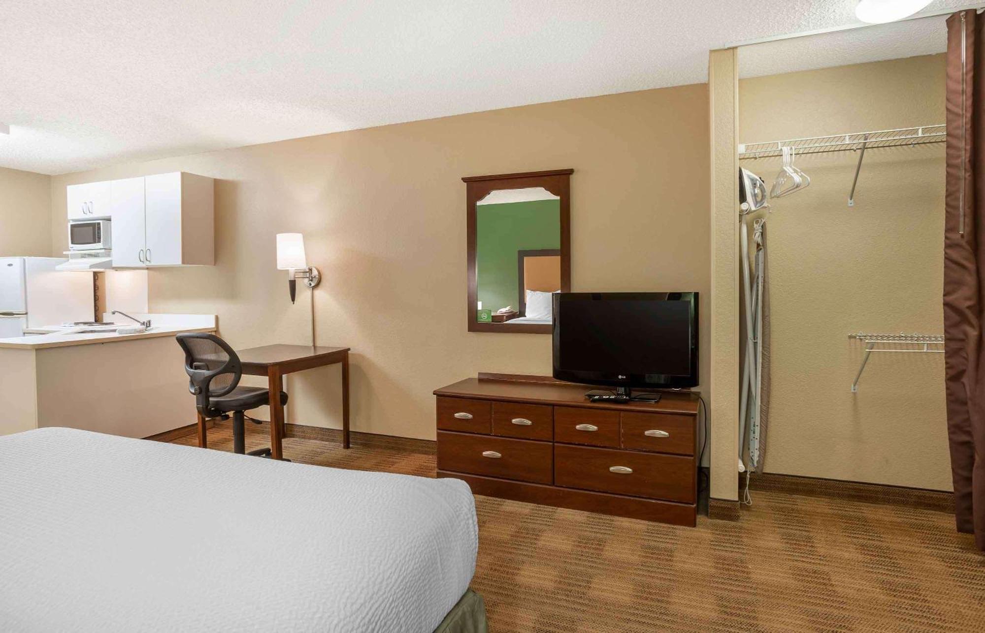 Extended Stay America Select Suites - Columbia - Stadium Blvd Exterior photo