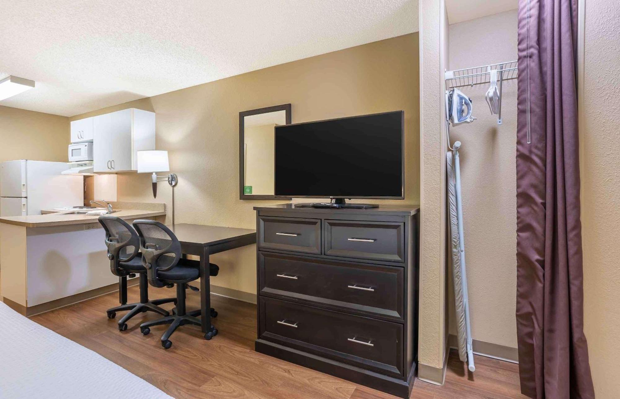 Extended Stay America Select Suites - Columbia - Stadium Blvd Exterior photo